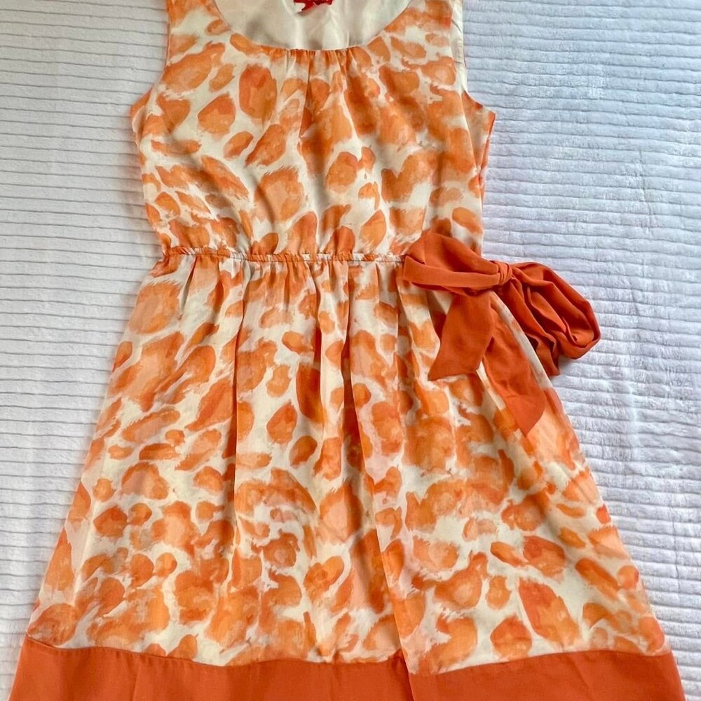Women's Size Medium Peach & White Cinched Sleeveless  Dress